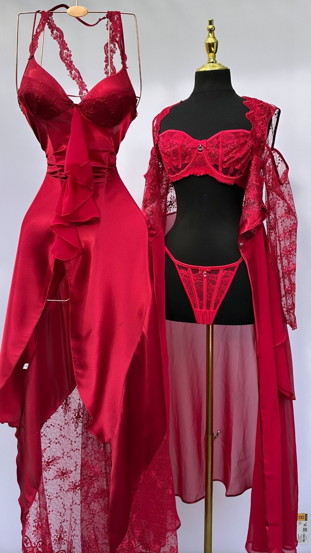 Elira Crimson Lace Lingerie Set — Ziri Lingerie