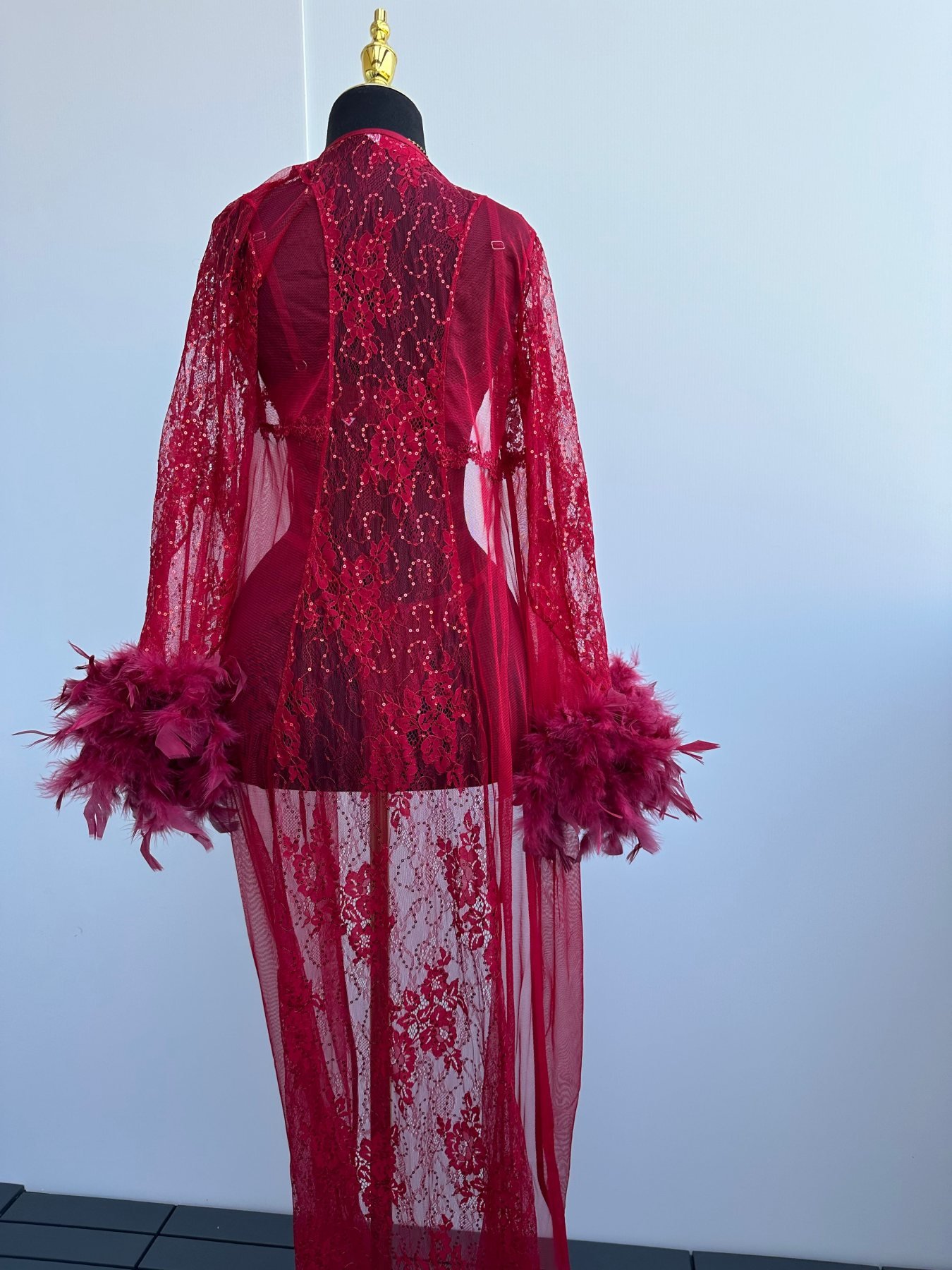 Scarlet set — view 2